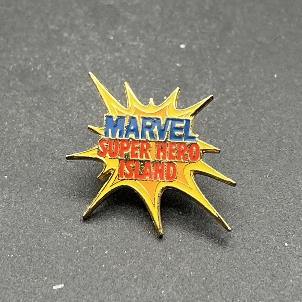 1999 Marvel Super Hero Island Universal Theme Park Lapel Hat Pin